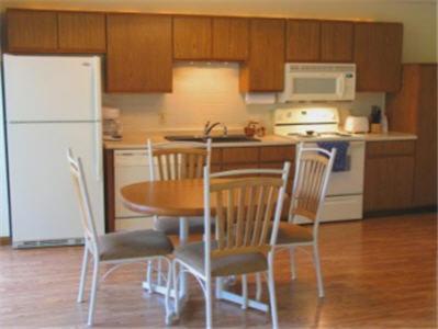Holiday Shores Resort Osage Beach Room photo